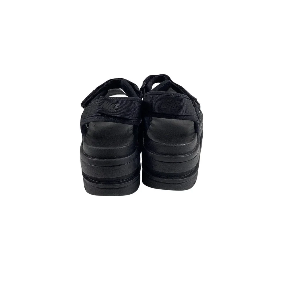 Nike icon classic